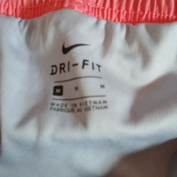 Girls pink/gray athletic shorts size M - Picture 4 of 4